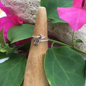Sterling Silver Wrap Around Arrow Toe Ring Midi Ring
